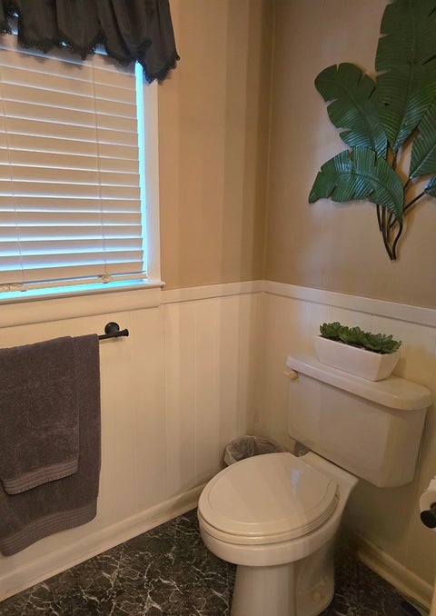 Tiny photo for 277 Lincoln Avenue, Fitzgerald, GA 31750 (MLS # 142555)