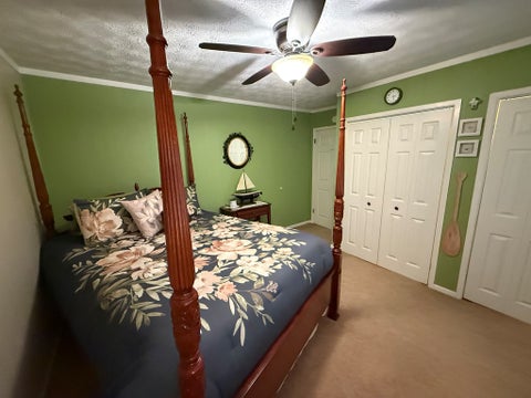 Tiny photo for 277 Lincoln Avenue, Fitzgerald, GA 31750 (MLS # 142555)