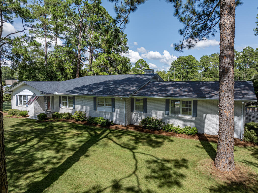 1811 Wilson Ave.
