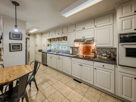 Tiny photo for 1811 Wilson Ave, Tifton, GA 31794 (MLS # 142992)