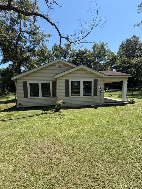 Photo of 703 N Jackson St, Nashville, GA 31639 (MLS # 138764)