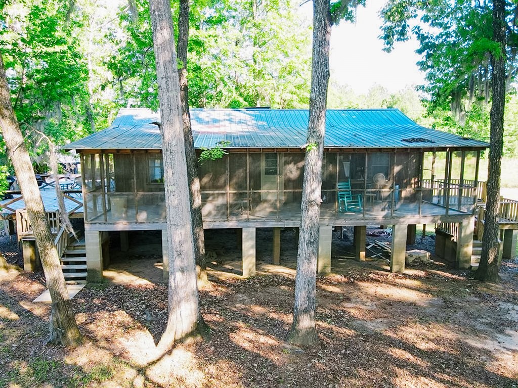 108 Riverfront Drive