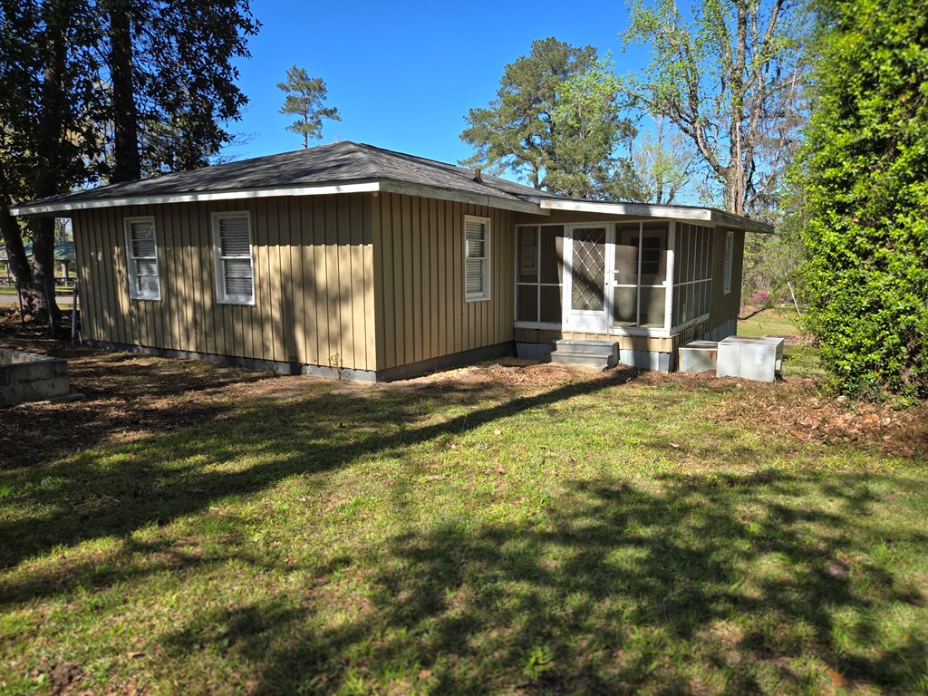 197 Mobley Bluff Rd.