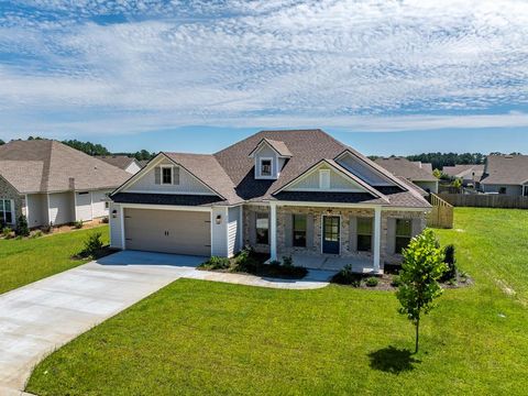 Photo of 372 Ellen's Walk, Tifton, GA 31794 (MLS # 138463) Photo of 372 Ellen's Walk, Tifton, GA 31794 (MLS # 138463)