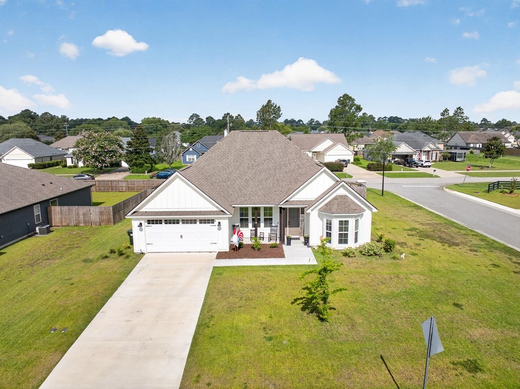 1013 Kenleigh Ln