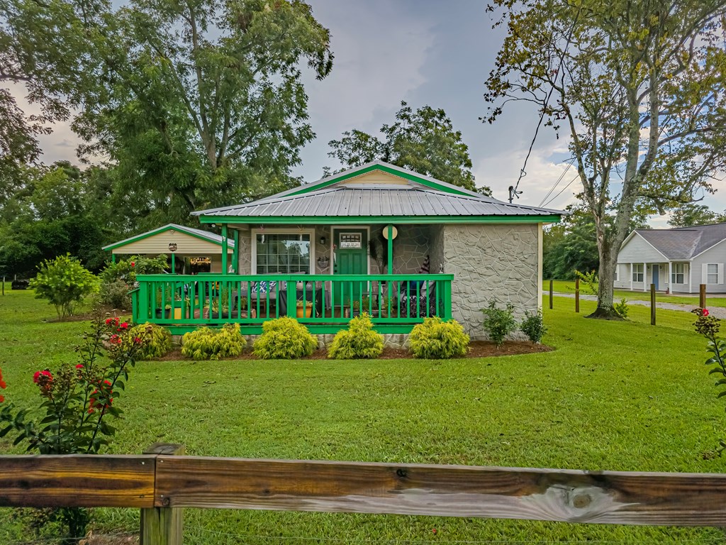 2242 SE US Hwy 82
