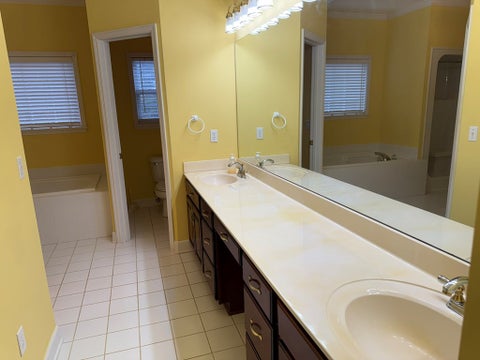 Tiny photo for 4509 W Forest Lakes Dr, Tifton, GA 31794 (MLS # 142514)