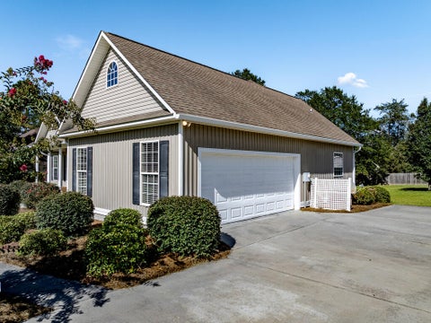 Tiny photo for 27 Surrey Circle, Tifton, GA 31794 (MLS # 142994)