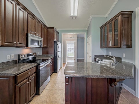 Tiny photo for 27 Surrey Circle, Tifton, GA 31794 (MLS # 142994)