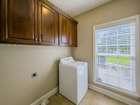 Tiny photo for 27 Surrey Circle, Tifton, GA 31794 (MLS # 142994)