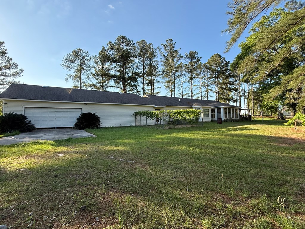 37 Wood Triple Lake Rd