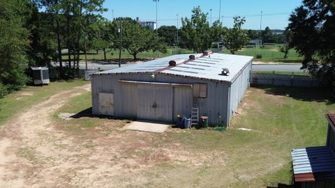 Tiny photo for 163 Perry House Rd, Fitzgerald, GA 31750 (MLS # 143094)