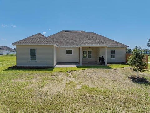 Tiny photo for 32 Edgewater Ct, Tifton, GA 31793 (MLS # 142589)