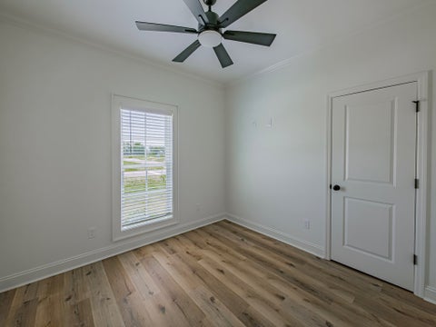 Tiny photo for 32 Edgewater Ct, Tifton, GA 31793 (MLS # 142589)