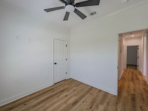 Tiny photo for 32 Edgewater Ct, Tifton, GA 31793 (MLS # 142589)
