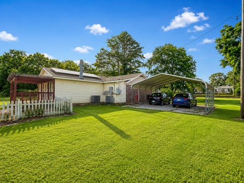 Tiny photo for 1626 Pine Street NE ST, Edison, GA 39846 (MLS # 142921)