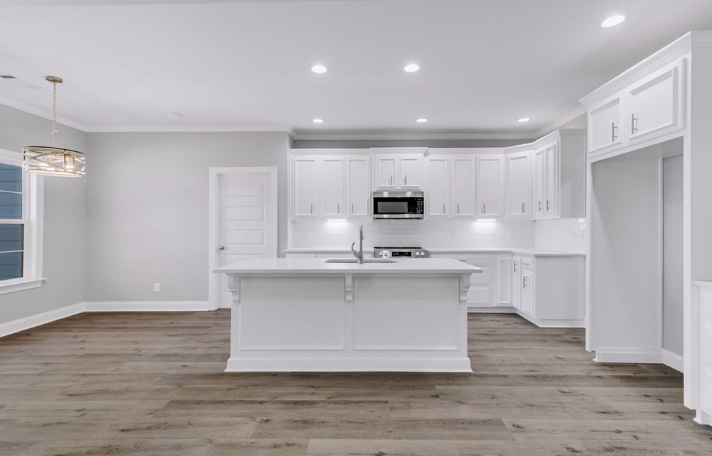 112 Creekwood Cir