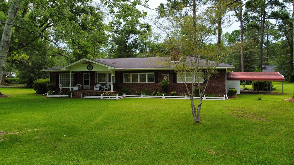 277 Lincoln Ave