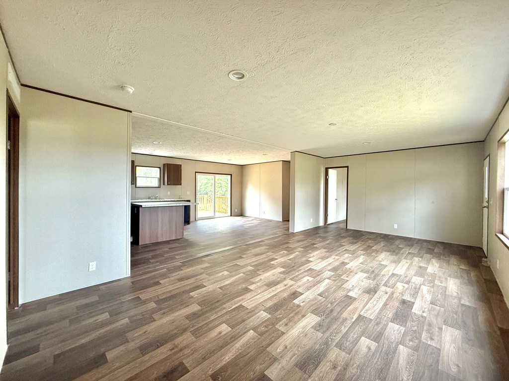 4561 Buffalo Creek Dr