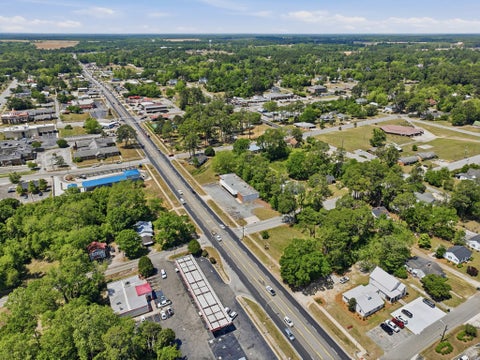 Tiny photo for 305 E Franklin Street, Sylvester, GA 31791 (MLS # 142550)