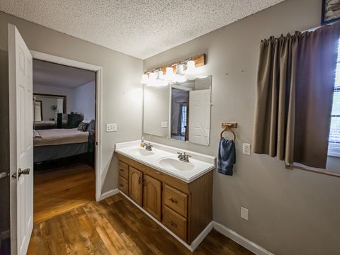 Tiny photo for 4105 Hyde Park Rd, Tifton, GA 31794 (MLS # 142693)