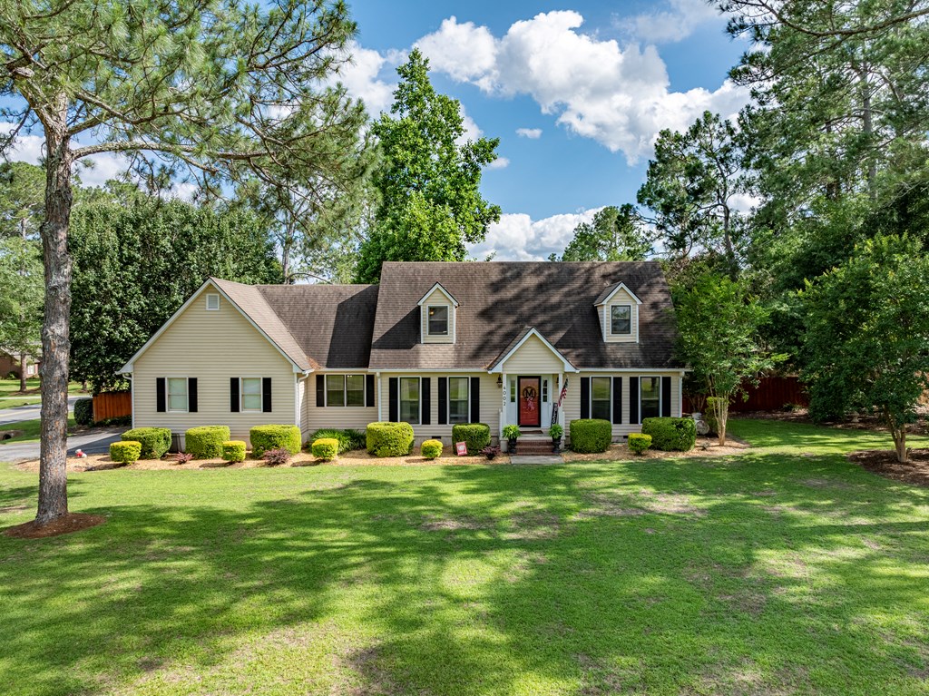 4002 Royce Rd