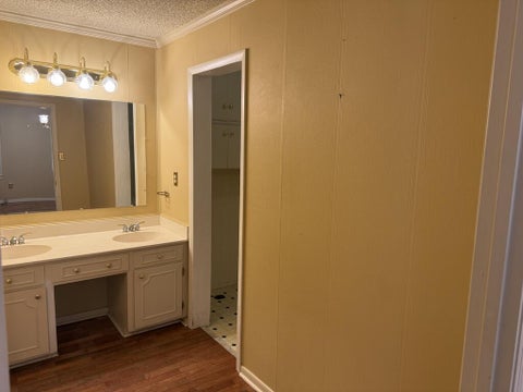 Tiny photo for 446 E College Ave, Ashburn, GA 31714 (MLS # 143063)