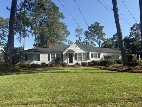 Photo of 446 E College Ave, Ashburn, GA 31714 (MLS # 143063)