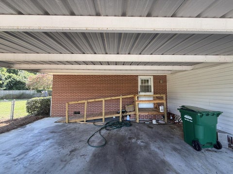 Tiny photo for 446 E College Ave, Ashburn, GA 31714 (MLS # 143063)