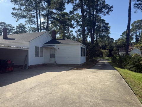 Tiny photo for 446 E College Ave, Ashburn, GA 31714 (MLS # 143063)