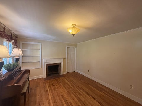 Tiny photo for 446 E College Ave, Ashburn, GA 31714 (MLS # 143063)