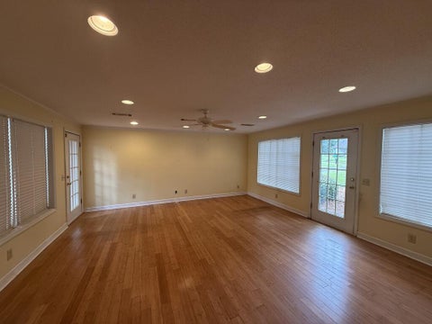 Tiny photo for 446 E College Ave, Ashburn, GA 31714 (MLS # 143063)