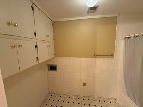 Tiny photo for 446 E College Ave, Ashburn, GA 31714 (MLS # 143063)