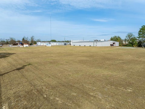 Tiny photo for 616 E Washington Ave, Ashburn, GA 31714 (MLS # 140217)