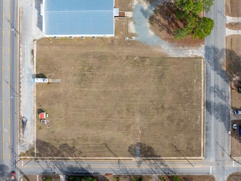 Tiny photo for 616 E Washington Ave, Ashburn, GA 31714 (MLS # 140217)