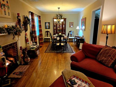 Photo of 409 W Sultana Drive, Fitzgerald, GA 31750 (MLS # 139123)