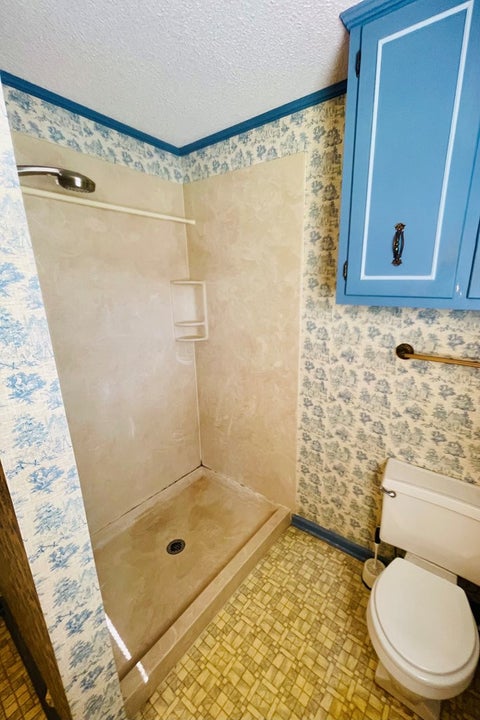 Tiny photo for 141 Whispering Way, Fitzgerald, GA 31750 (MLS # 142828)
