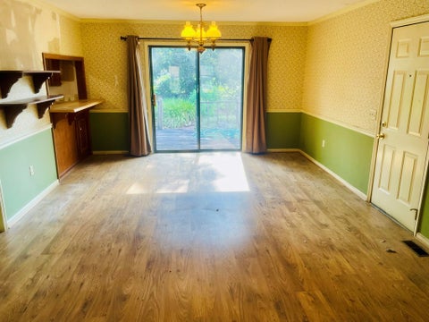Tiny photo for 141 Whispering Way, Fitzgerald, GA 31750 (MLS # 142828)