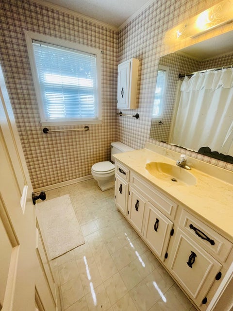 Tiny photo for 141 Whispering Way, Fitzgerald, GA 31750 (MLS # 142828)