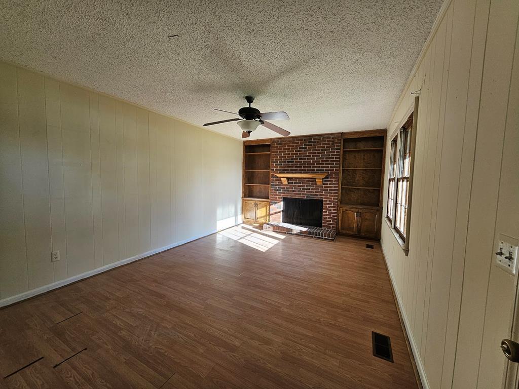1318 Newton Drive