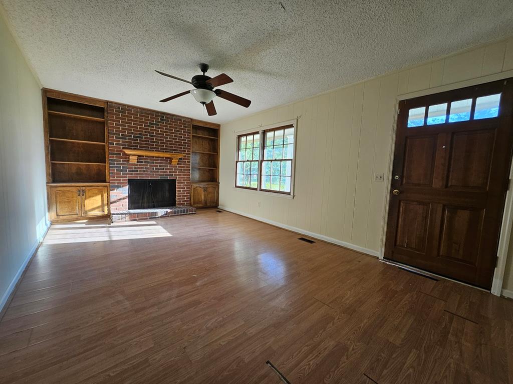 1318 Newton Drive