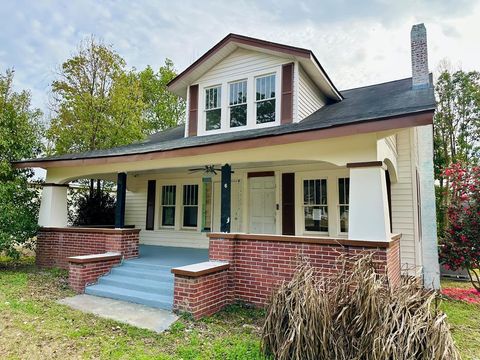 416 W 6th St Tifton GA 31794