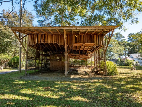 Tiny photo for 203 E Pinson St, Sylvester, GA 31791 (MLS # 142623)