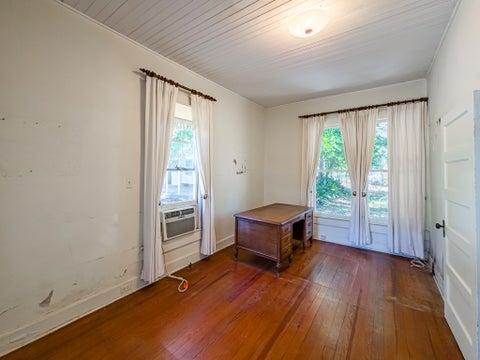 Tiny photo for 203 E Pinson St, Sylvester, GA 31791 (MLS # 142623)