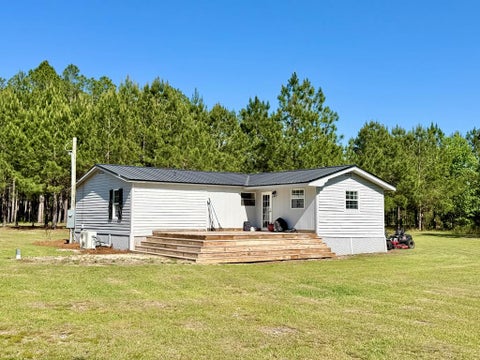 Tiny photo for 13 Ethridge Rd, Tifton, GA 31793 (MLS # 142615)