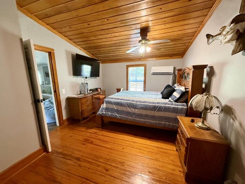 Tiny photo for 13 Ethridge Rd, Tifton, GA 31793 (MLS # 142615)