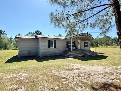 Photo of 13 Ethridge Rd, Tifton, GA 31793 (MLS # 142615)