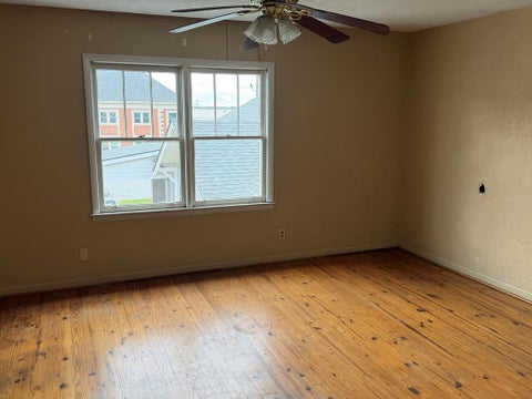 Tiny photo for 104 W Pope St, Sylvester, GA 31791 (MLS # 142876)