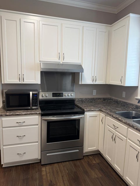 Tiny photo for 104 W Pope St, Sylvester, GA 31791 (MLS # 142876)