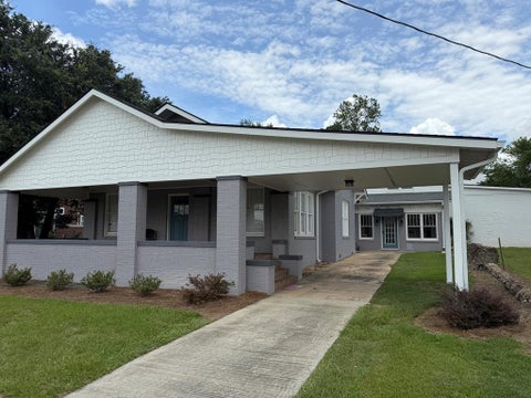 Tiny photo for 104 W Pope St, Sylvester, GA 31791 (MLS # 142876)